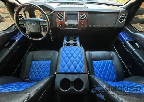 2004 Ford Excursion Eddie Bauer z USA, uszkodzony, nr VIN 1FMSU45P14EA06923